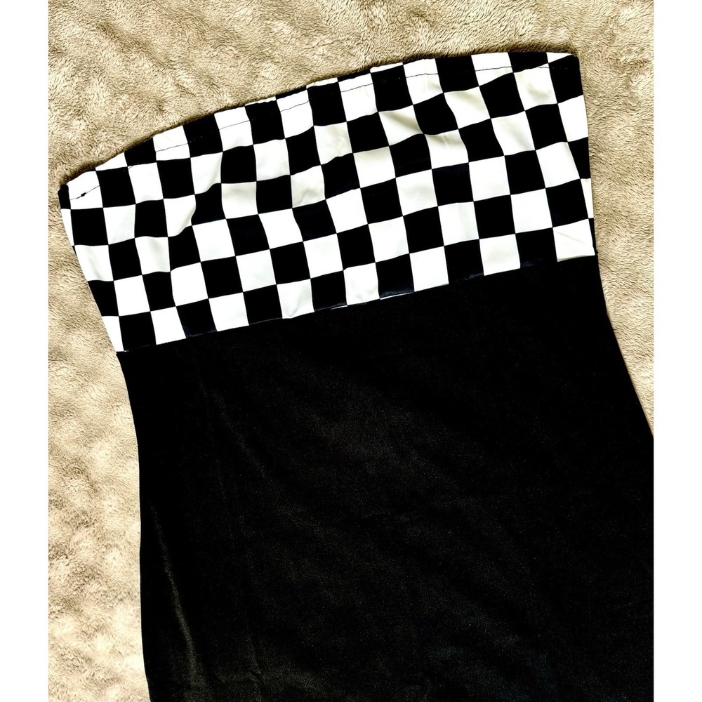 Plus Size 3XL Checkerboard Strapless Dress But Fits Large, Stock B18